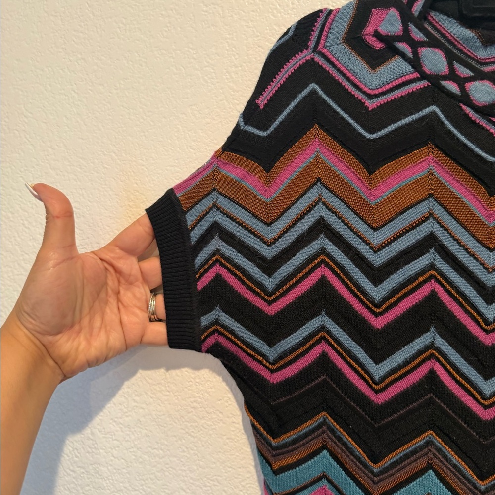 Missoni Multicolor Chevron Knit Sleeveless Sweatshirt - Black, Pink, Blue, Brown - Picture 15 of 15